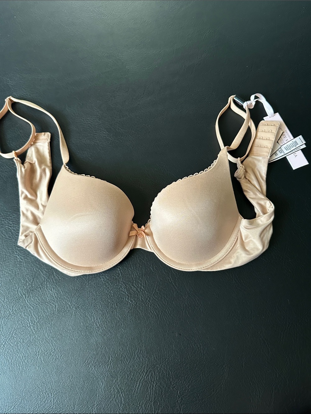 Victoria’s Secret Body by Victoria Bra
